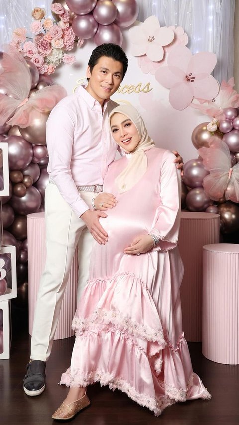 Congratulations! Syahrini Gave Birth to Her First Child on Her Birthday