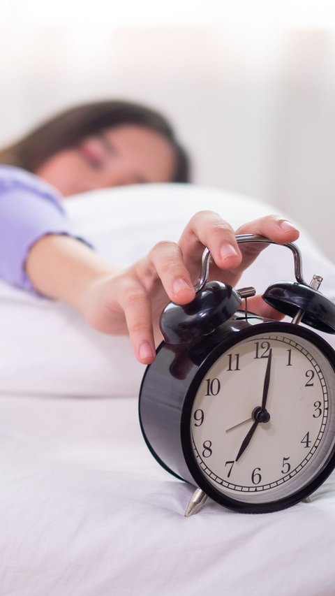 Struggling to Wake Up in the Morning? Try These 4 Tips to Make Waking Up Easier