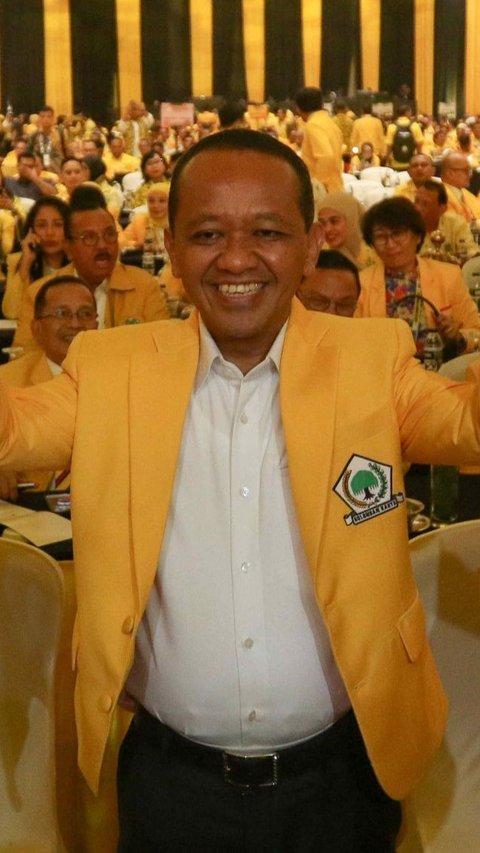 FOTO: Jadi Calon Tunggal Ketua Umum Partai Golkar, Senyum Bahlil Lahadalia Merekah di Munas ke-XI 2024