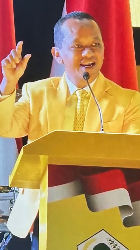 Bahlil Sebut Ketum Golkar Terdahulu Selalu Dekat dengan Presiden: Kalau Saya Kok Salah?