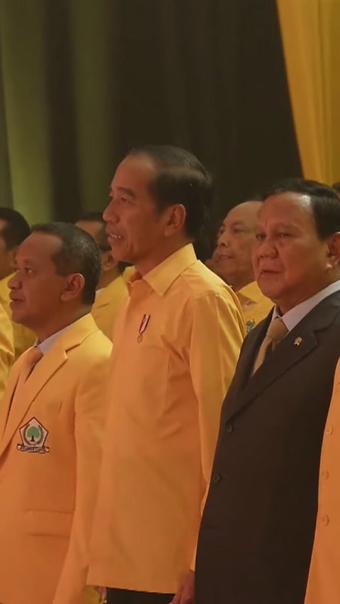 Jokowi Blak-blakan, Ternyata Ini Alasannya Pakai Baju Kuning di Munas Golkar