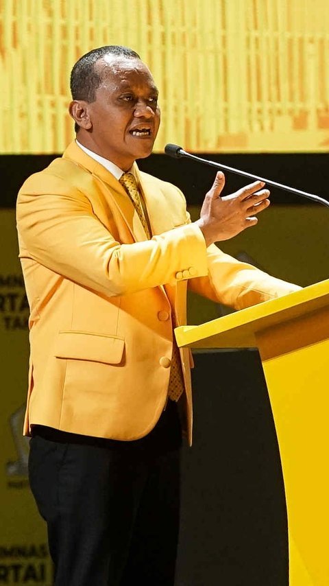 Jokowi Berbaju Kuning, Bahlil: Mas Gibran Warna Bajunya Gerindra, Enggak Apa-Apa Bagi-Bagi