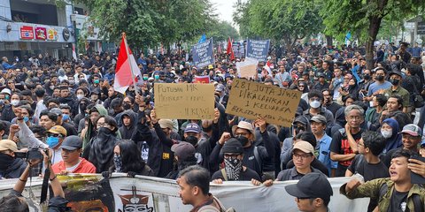 Ribuan Mahasiswa dan Warga Demo Tolak Revisi UU Pilkada di Malioboro, Massa Juga Tuntut Jokowi Mundur