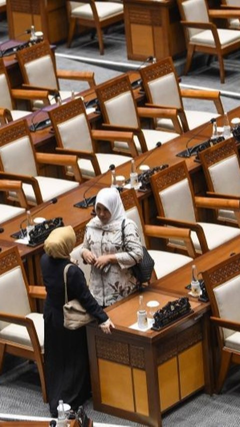 Ada Istri Anggota Dewan Larang Suami Datang ke Rapat Paripurna Pengesahan Revisi UU Pilkada