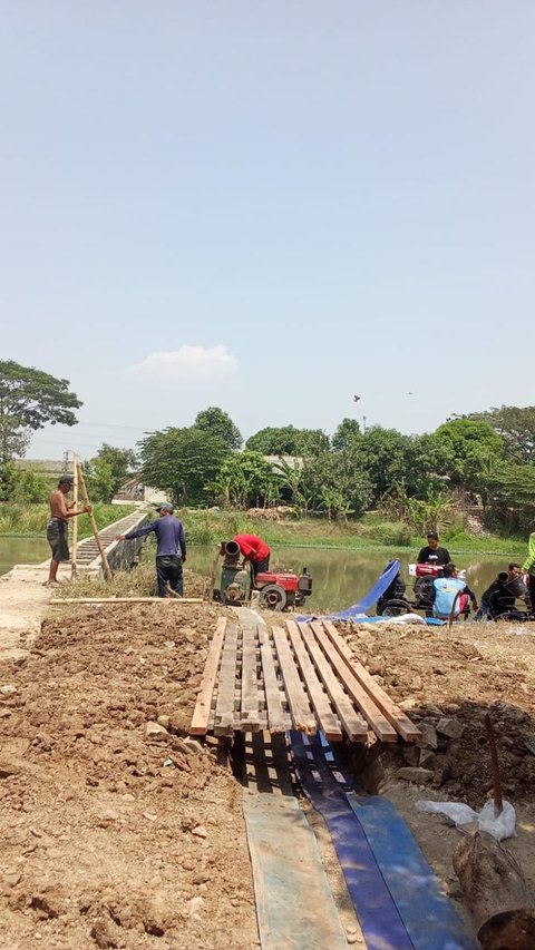 Kementan Bersama Pemkab Subang Gerak Cepat Pasang Pompa di Lahan Sentra Jawa Barat