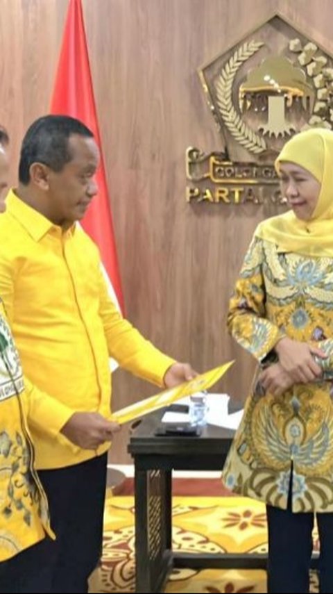 Golkar Serahkan Formulir B1 KWK ke Khofifah-Emil Dardak