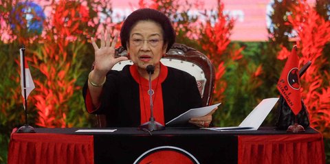 Megawati Ungkap Hasto Suka Nangis: Ngapain Sih Nangis, Enggak Ada Guna