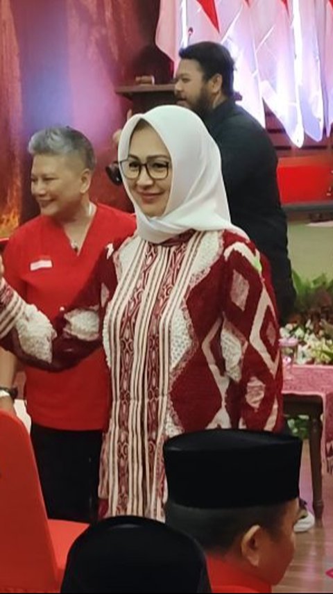 Megawati ke Airin Rachmi Diany: Nanti Mesti Pakai Merah Hitam Lho!