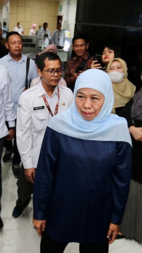 Khofifah-Emil Jalani Tes Kesehatan di RSUD dr Soetomo