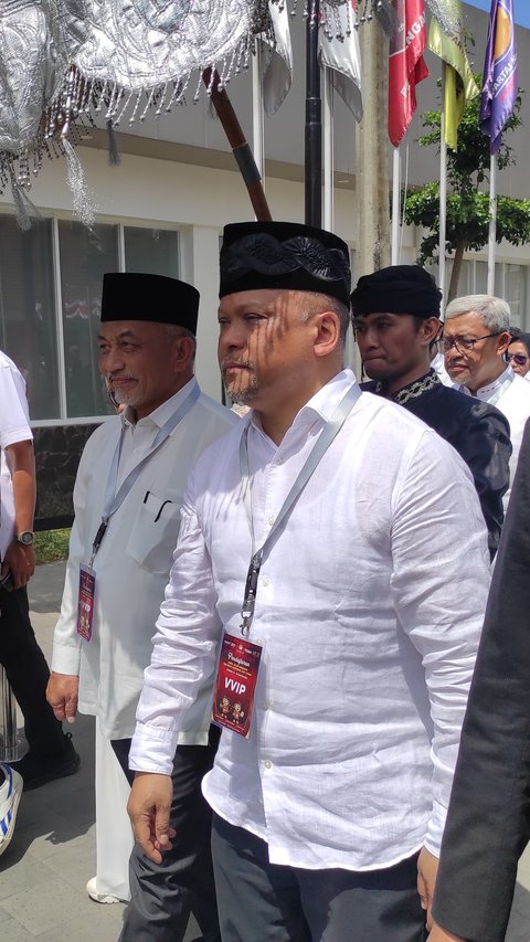 Ahmad Syaikhu-Ilham Habibie Resmi Daftar Pilkada Jabar ke KPU