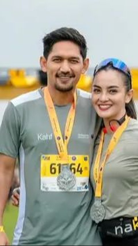 Potret Ririn Ekawati Perdana Ikut Marathon, Ibnu Jamil Beri Dukungan Penuh - Netizen Auto Baper