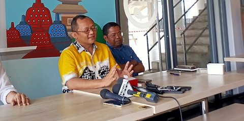 Wakil Ketuanya Dampingi Risma, Golkar Jatim Tetap Dukung Khofifah-Emil