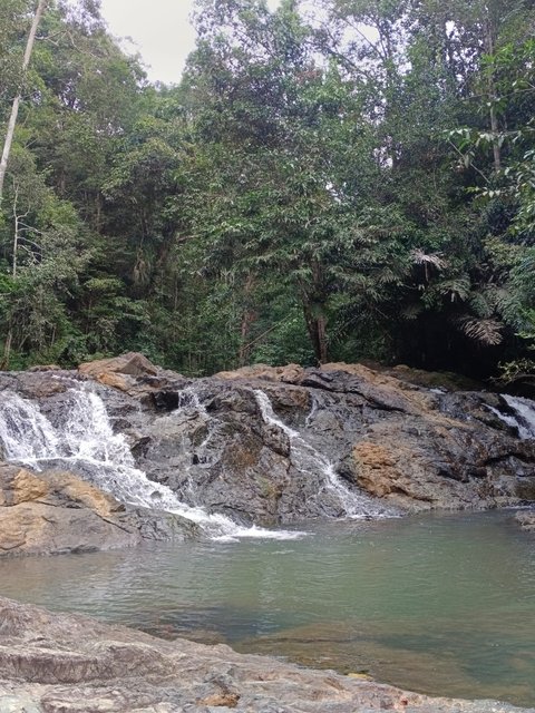 Indahnya Air Terjun Doyam Turu Lempesu