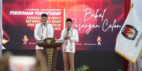 Rudy Susmanto-Jaro Ade Daftar ke KPU Kabupaten Bogor, Diantar Ribuan Pendukung