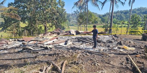 Rumah Panggung di Sumba Tengah Terbakar, Dua Bocah Kakak-Adik Tewas