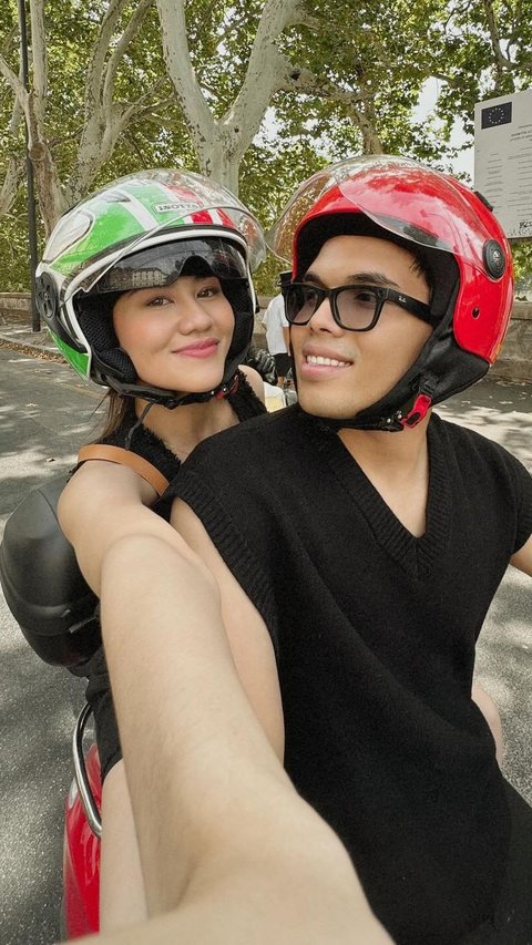 10 Potret Aaliyah Massaid dan Thariq Halilintar saat Honeymoon di Italia, Jalan-jalan Naik Vespa Romantis Banget!