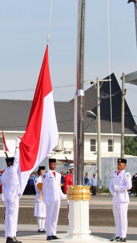 Gagal Masuk TNI, Joni Pemanjat Tiang Bendera Tagih Janji ke Jokowi dan Panglima TNI 'Mohon Bantuan Bapak Presiden'