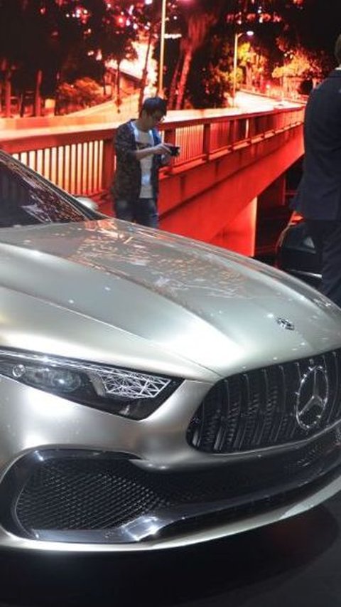 Tiga Hari Diparkir, Mobil Sedan Mercedes Benz Listrik Ini Meledak