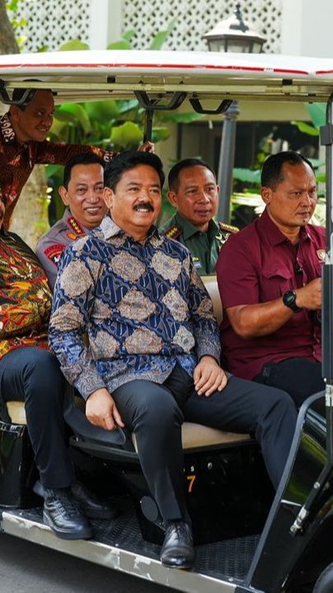 Panik Menko Hadi Eks Panglima TNI Terjebak Macet, Mendadak Naik Moge Patwal Takut Telat Temui Jokowi