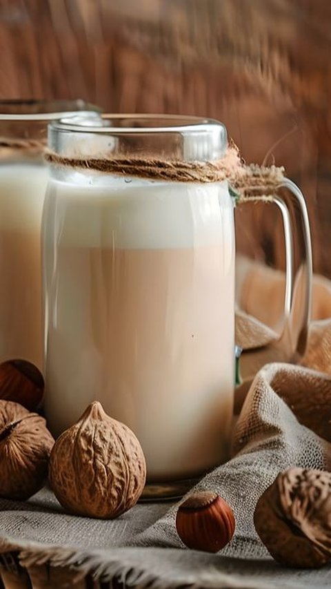 6 Manfaat Susu Almond untuk Kecantikan, Mencerahkan Kulit hingga Kurangi Tanda Penuaan