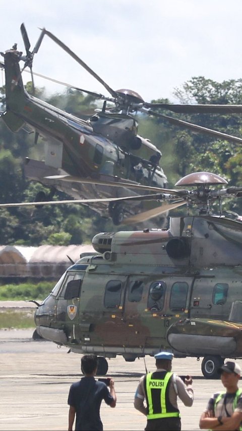 FOTO: Penampakan Helikoper TNI Dikerahkan untuk Evakuasi Jenazah Pilot Selandia Baru yang Dibunuh KKB di Papua