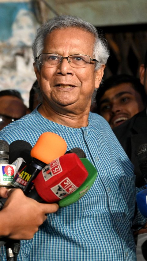 Muhammad Yunus, Nobel Laureate and Banker Who is Now the Prime Minister of Bangladesh