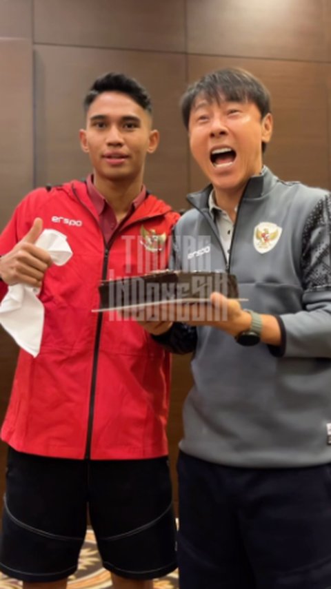 Marselino Ultah Bicara Depan STY & Pemain Timnas, Hubner-Tom Haye Penuh Semangat Gebrak Meja