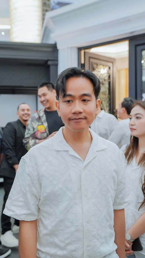 Gibran Akhirnya Buka Suara Disebut Rocky Gerung Sering Terima Uang Setoran dari Menteri