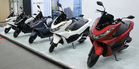 Cara Mudah Menyesuaikan Waktu di Motor Honda PCX 160