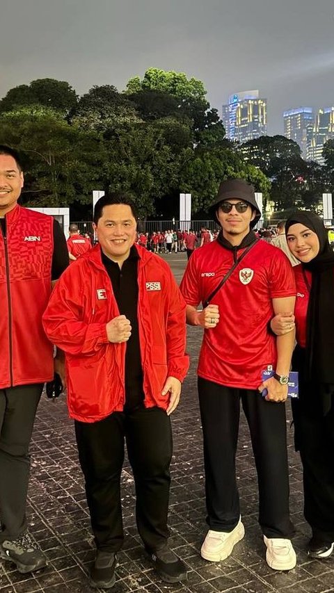 Potret Deretan Artis Indonesia Nonton Timnas Indonesia Vs Australia di GBK, Ada Rafathar Anak Raffi Ahmad