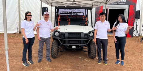 Kawasaki Hadirkan Dua Kendaraan Offroad 4x4 Seharga Toyota Veloz