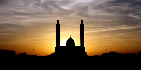 Doa Setelah Sholat Subuh agar Dimudahkan Rezeki, Umat Islam Wajib Tahu