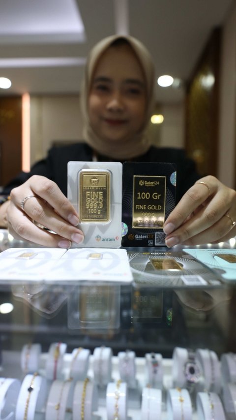 Harga Emas Antam Meroket, Naik Rp20.000 Jadi Rp1,42 Juta per Gram