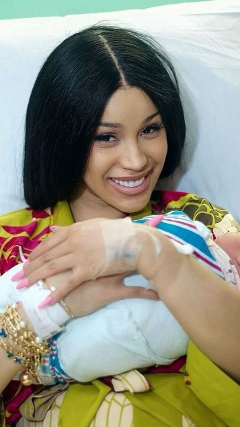 Cardi B Welcomes 3rd Child with Offset Amid Divorce