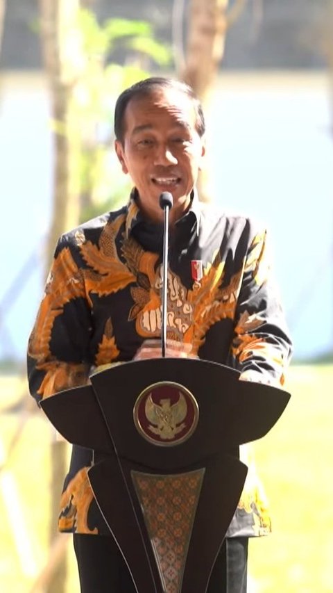 VIDEO: Busungkan Dada, Jokowi Beri Perintah Jenderal TNI Polri 