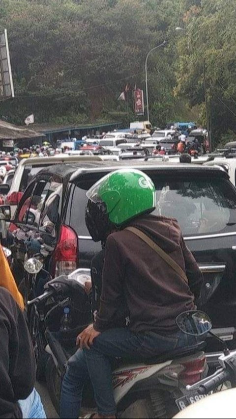 Kronologi Wisatawan Asal Jakarta Meninggal Dunia saat Puncak Macet Total