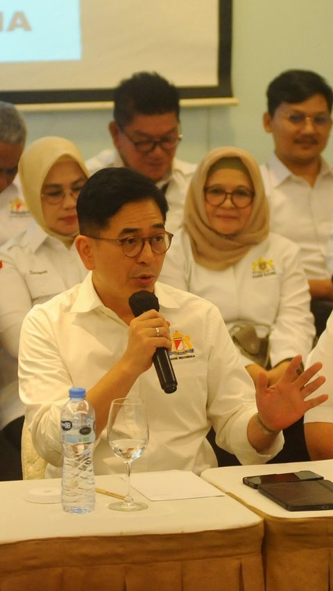 Arsjad Rasjid Minta Bantuan Jokowi Atasi Kisruh Pengangkatan Anindya Bakrie Sebagai Ketua Kadin