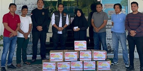 Satresnarkoba Polres Bengkalis Berbagi Sembako Sambil Sosialisasi Pilkada