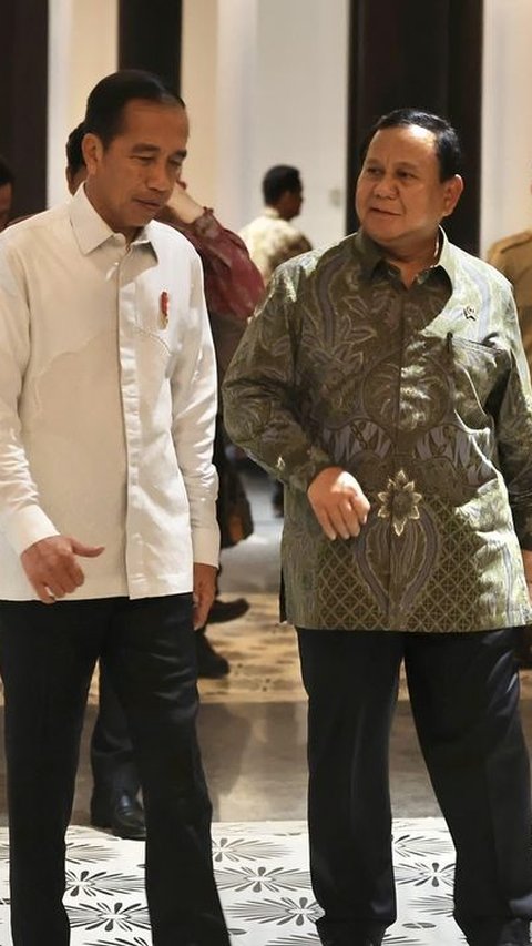 Prabowo Terkejut Ibu Iriana Nimbrung Foto Bareng, Spontan Keluar Kata-kata Ini