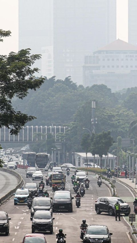 Kualitas Udara Jakarta Pagi Ini Tidak Sehat dan Diimbau Pakai Masker Bagi Kelompok Sensitif