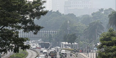 Kualitas Udara Jakarta Pagi Ini Tidak Sehat dan Diimbau Pakai Masker Bagi Kelompok Sensitif