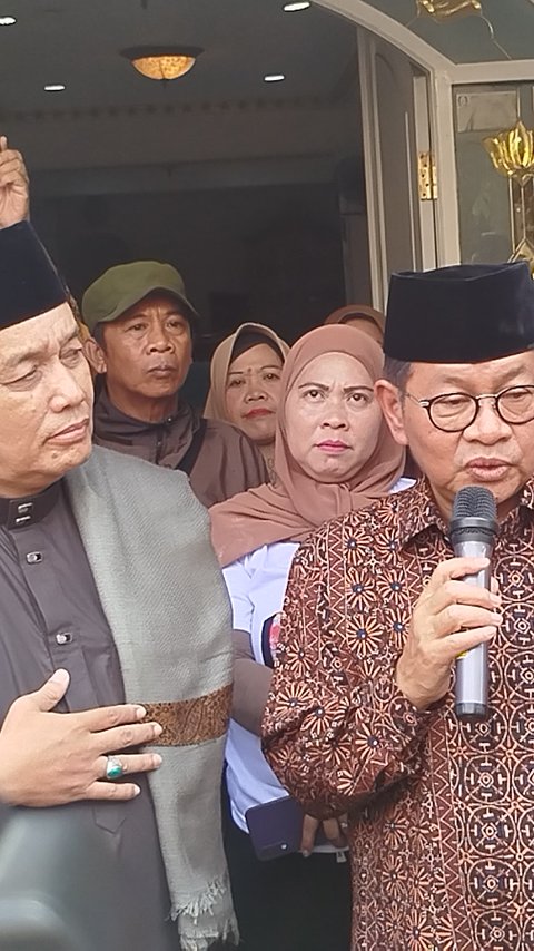 Pramono Anung Puji Kiai Zanuri: Foke sampai Jokowi Menghormati Beliau