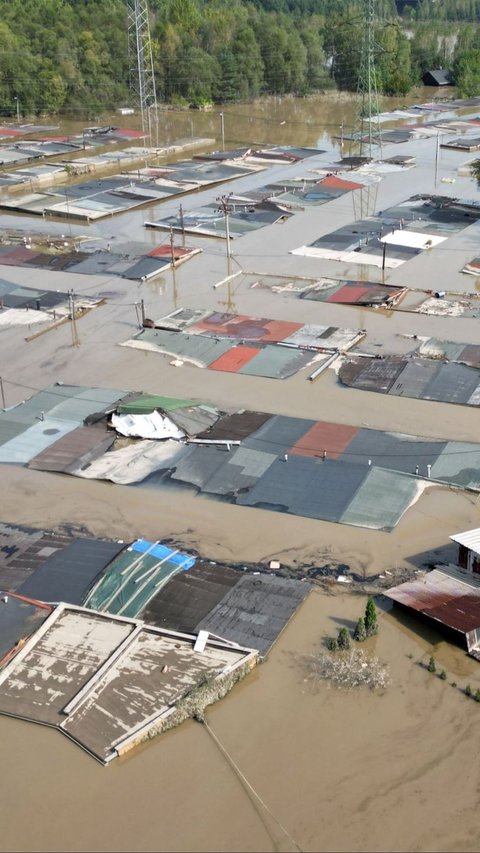 FOTO: Banjir Kian Memburuk, Republik Ceko Terancam 