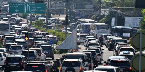 Mitigasi Kemacetan Horor di Kawasan Puncak, Pemerintah Siapkan Opsi Kereta Gantung