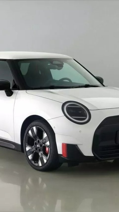 Debut Perdana Mini John Cooper Works Versi Listrik