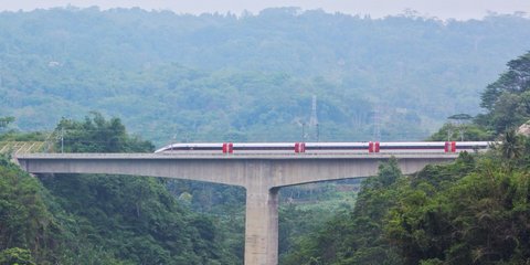 Akibat Gempa Bumi di Bandung Jadwal Kereta Cepat Whoosh Dibatalkan, Tiket Bisa Dikembalikan 100 Persen