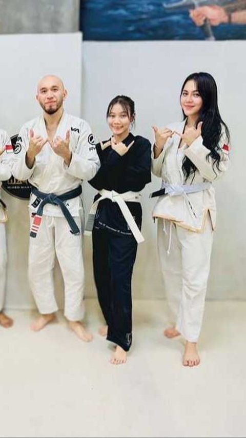 Potret Ratu Rizky Nabila Tekuni Brazilian Jiu Jitsu dengan Max Metino, Kini jadi Hobi Baru