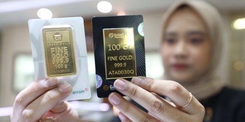 Harga Emas Antam Turun Rp10.000 per Gram, Cek Lengkapnya di Sini