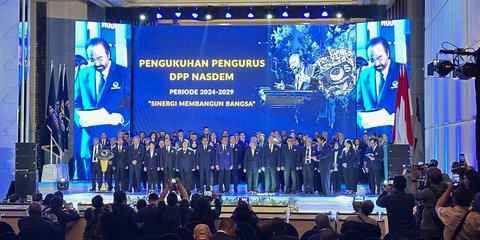 Surya Paloh Lantik Pengurus DPP NasDem 2024-2029, Hermawi Taslim Sekjen & Sahroni Bendum