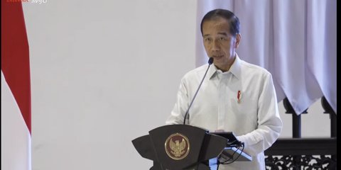 Jokowi Cerita Sempat Dibisiki 'Hati-hati Digulingkan' Saat Ingin Ambil Alih Freeport